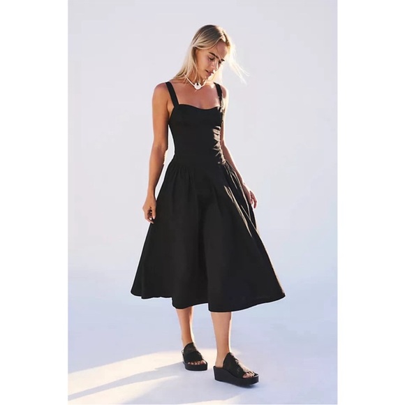 Free People Dresses & Skirts - FREE PEOPLE Paolo Midi 🖤